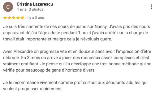 Témoignage de Cristina, une élève d'Alexandre qui a pris des cours de piano et qui était contente de sa progression.